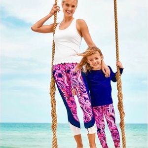 Lilly Pulitzer Mini Weekender Legging, Navy Flirty Fins and Feathers
